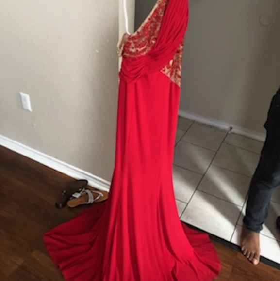 Red prom dress - Picture 2 of 4
